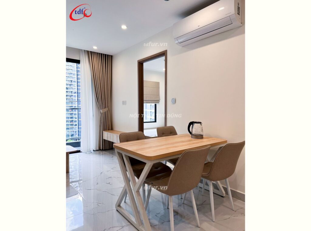 Glory Heights – Bếp kính xanh lục