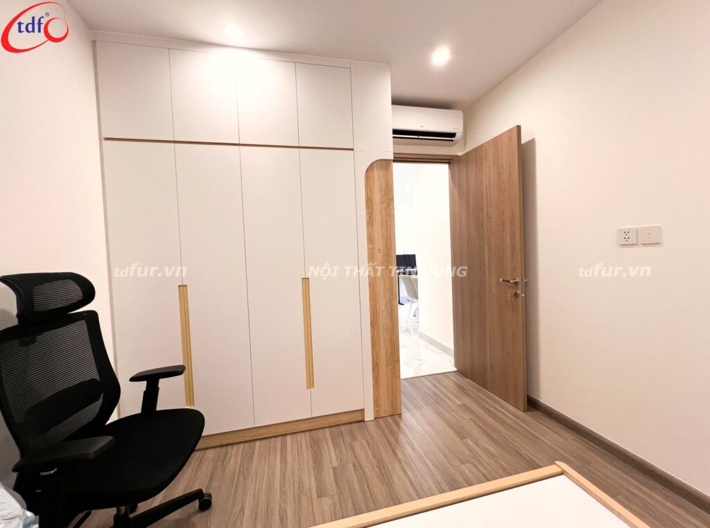 Glory Heights – Bếp kính xanh lục