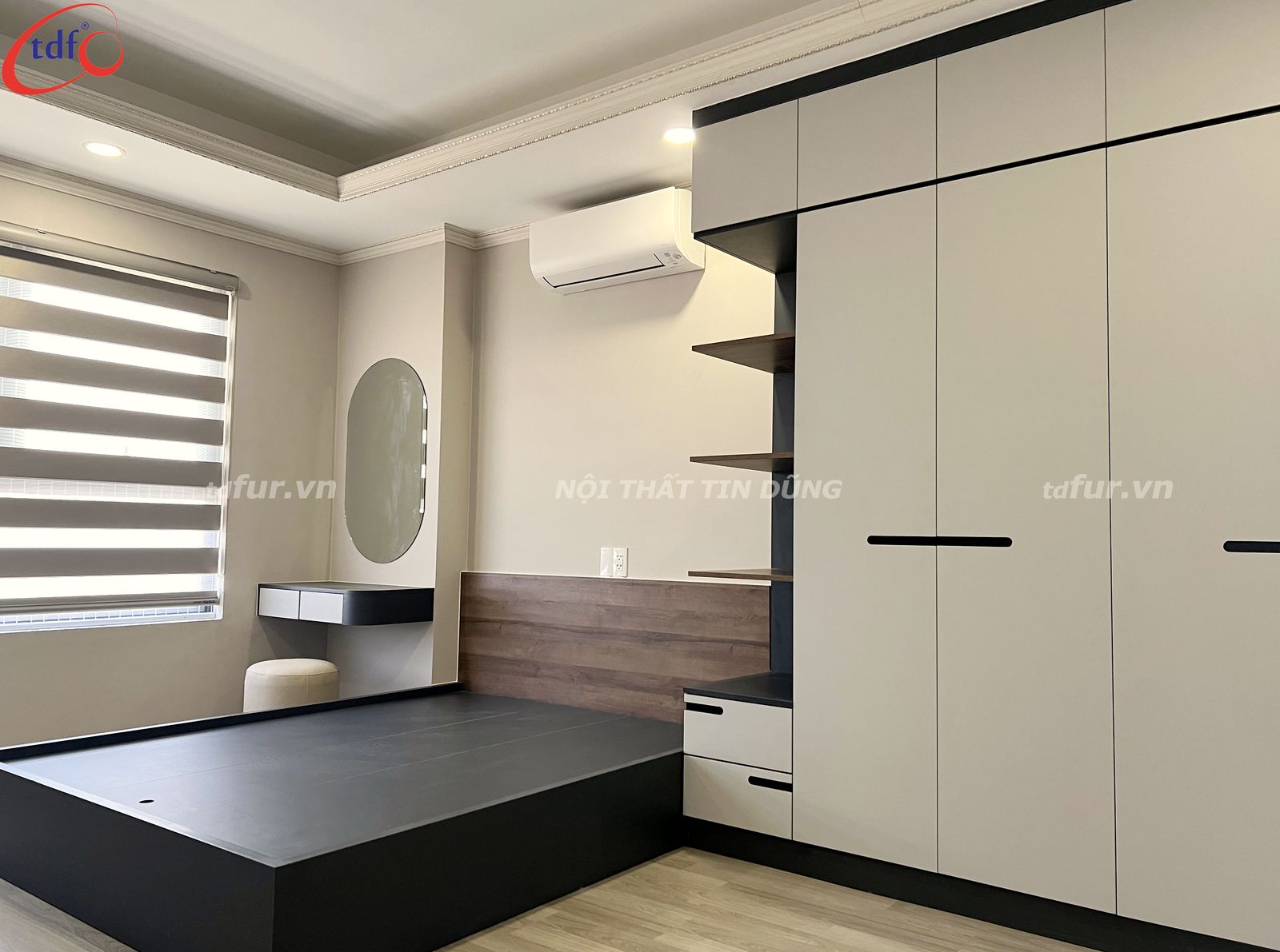 Homyland Riverside – Đá vân mây và tủ trắng đen
