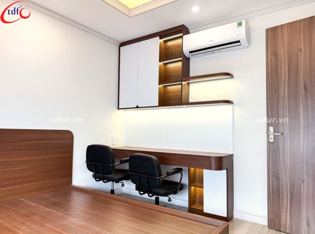 Homyland Riverside – Gỗ trầm và tủ kính đèn hắt