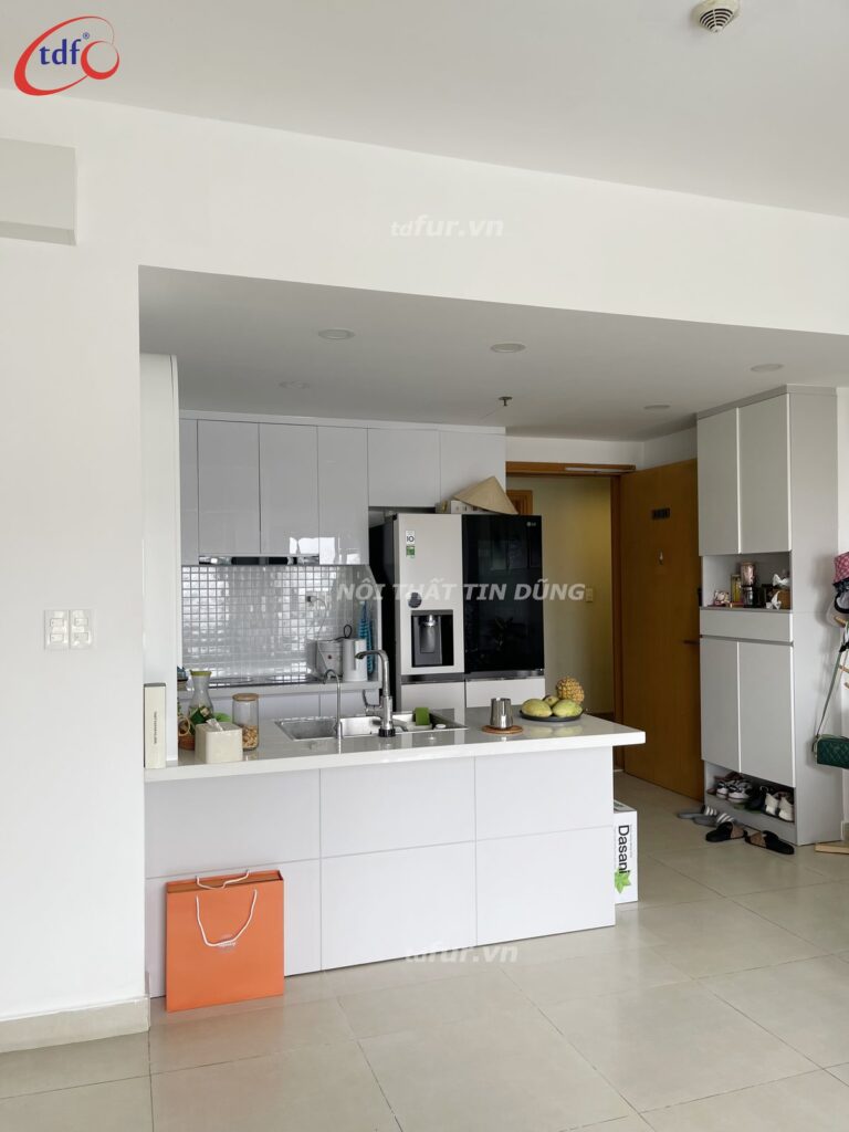 Masteri Thảo Điền – Trắng tinh và tủ cửa vòm