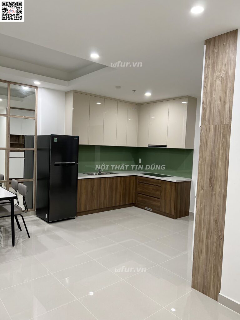 Q7 Saigon Riverside – Sofa xanh dương và gỗ óc chó