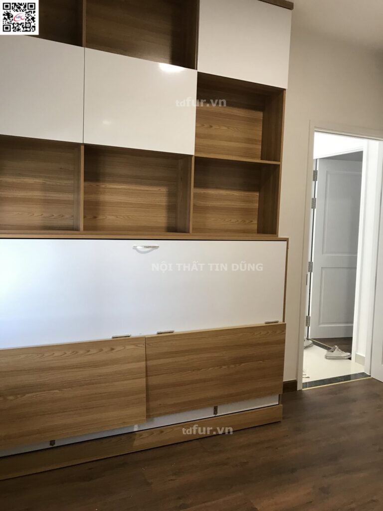 Saigon Mia – Trắng bóng và gỗ sồi ấm