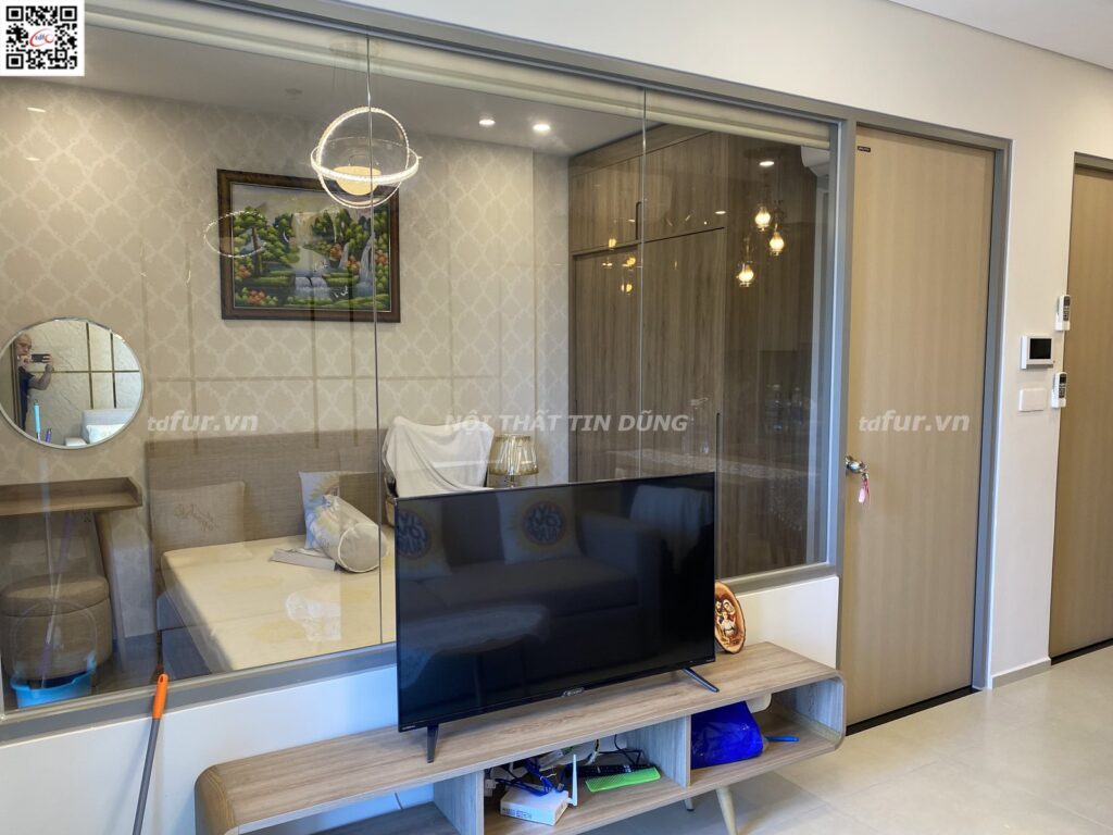 The Sóng Vũng Tàu – Gương thoi ánh vàng và giường tầng bé