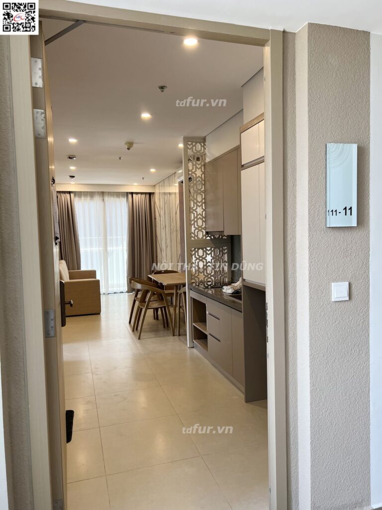 The Sóng Vũng Tàu – Vân đá trắng và lam gỗ