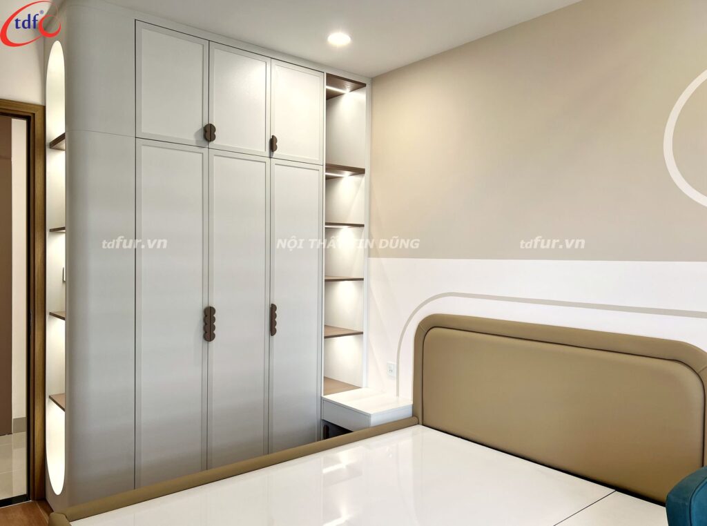 Vũng Tàu Centre Point – Gỗ sồi ấm và bàn ăn dài