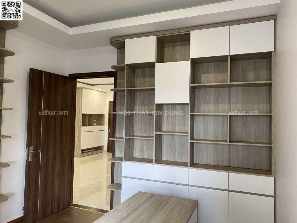 Richmond City – Trắng sáng tối giản